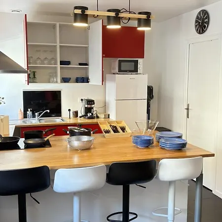 Friends 100m2 - T4 Cinema Prive Parking St-leu Apartament *